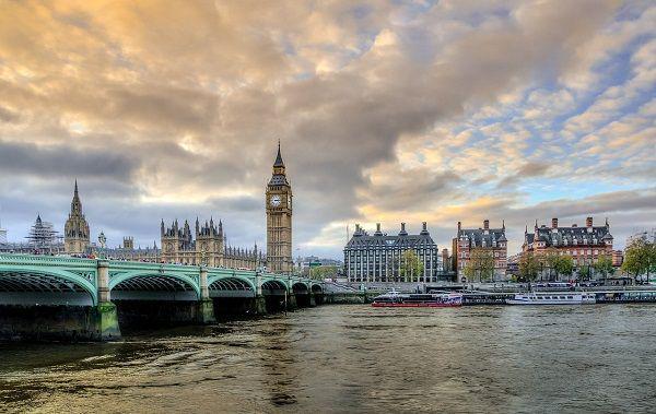 Suasana di sekitar wilayah London, Inggris. (Pixabay.com/Skitterphoto)
