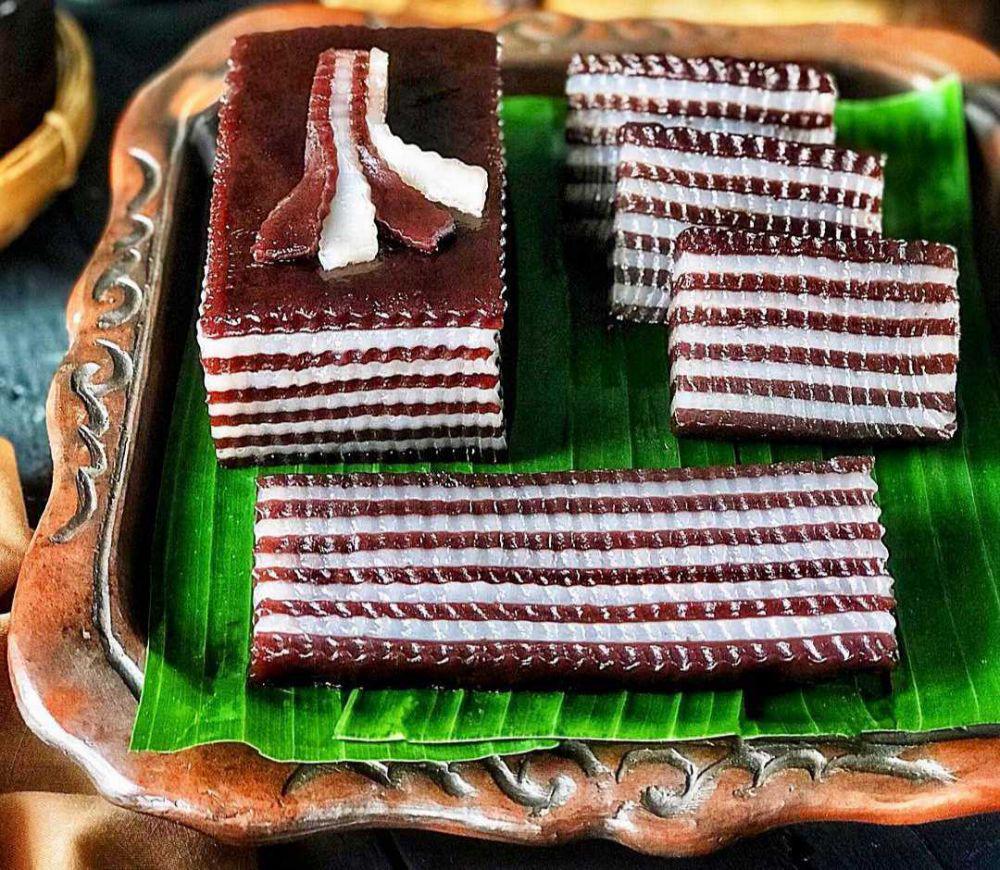 ilustrasi kue lapis gula merah (instagram.com/linagui.kitchen)