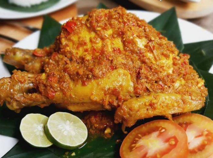 https://www.matakota.id/news/17526-ayam-betutu-kuliner-warisan-budaya-tak-benda-di-indonesia