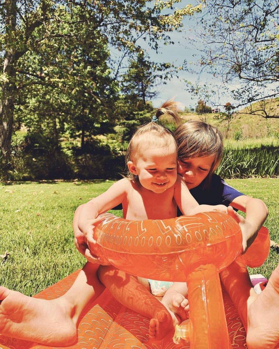 instagram.com/katehudson