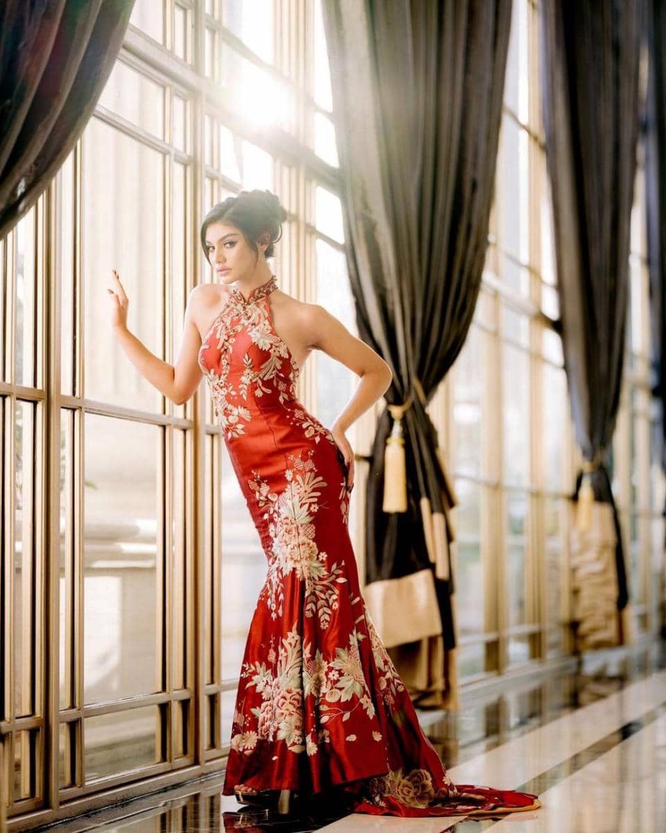 instagram.com/jihanealmira