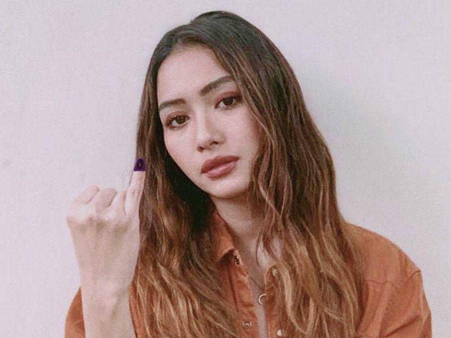 Ulang Tahun ke-28, Ini 10 Potret Adzana Bing Slamet yang Kian Menawan