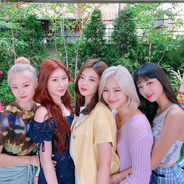 instagram.com/itzy_official.1