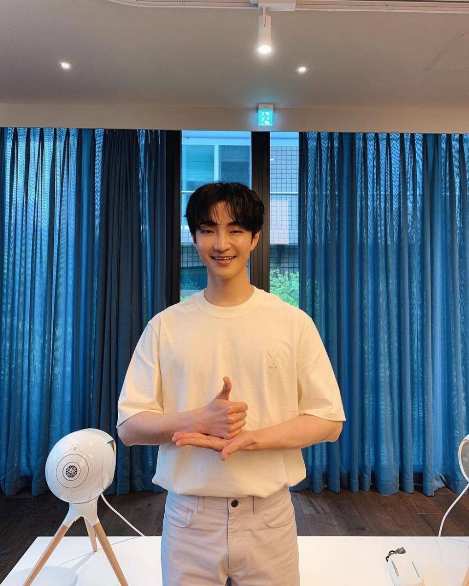 instagram.com/jinho_hong