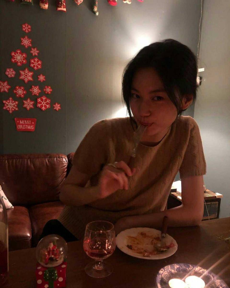 instagram.com/ lafilledhiver_