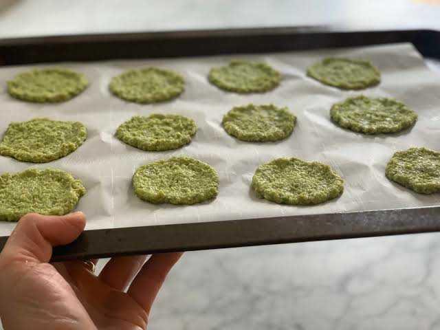 hip2keto.com