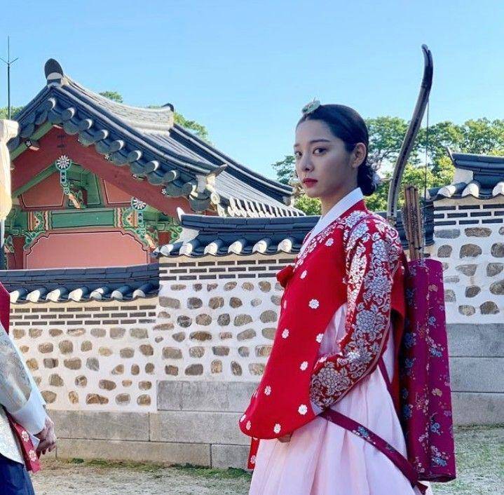 instagram.com/_seorina