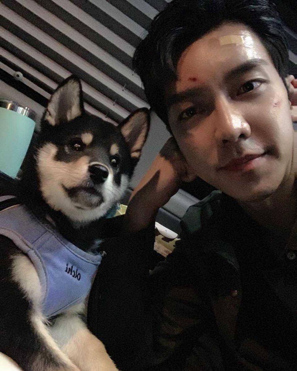 instagram.com/leeseunggi.official