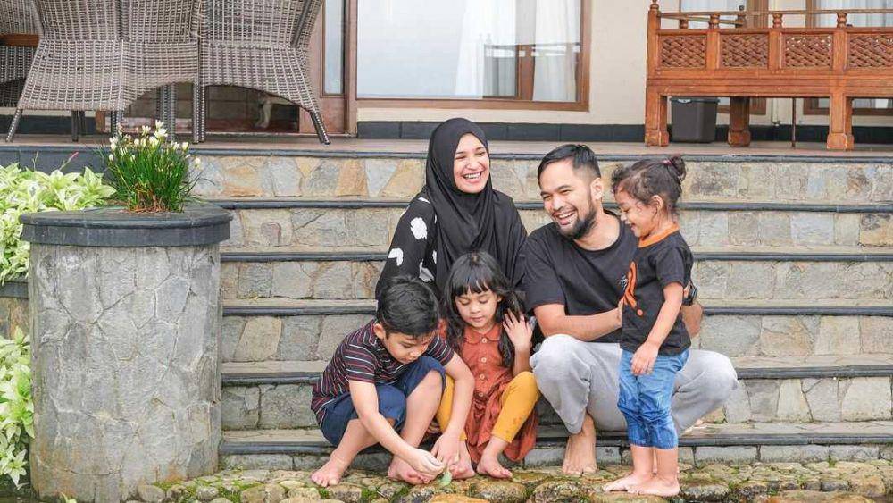 Teuku Wisnu dan Shireen Sungkar (Instagram.com/shireensungkar)