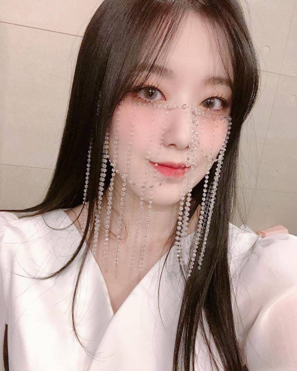 Instagram.com/official_g_i_dle