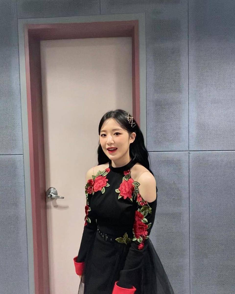 Instagram.com/official_g_i_dle