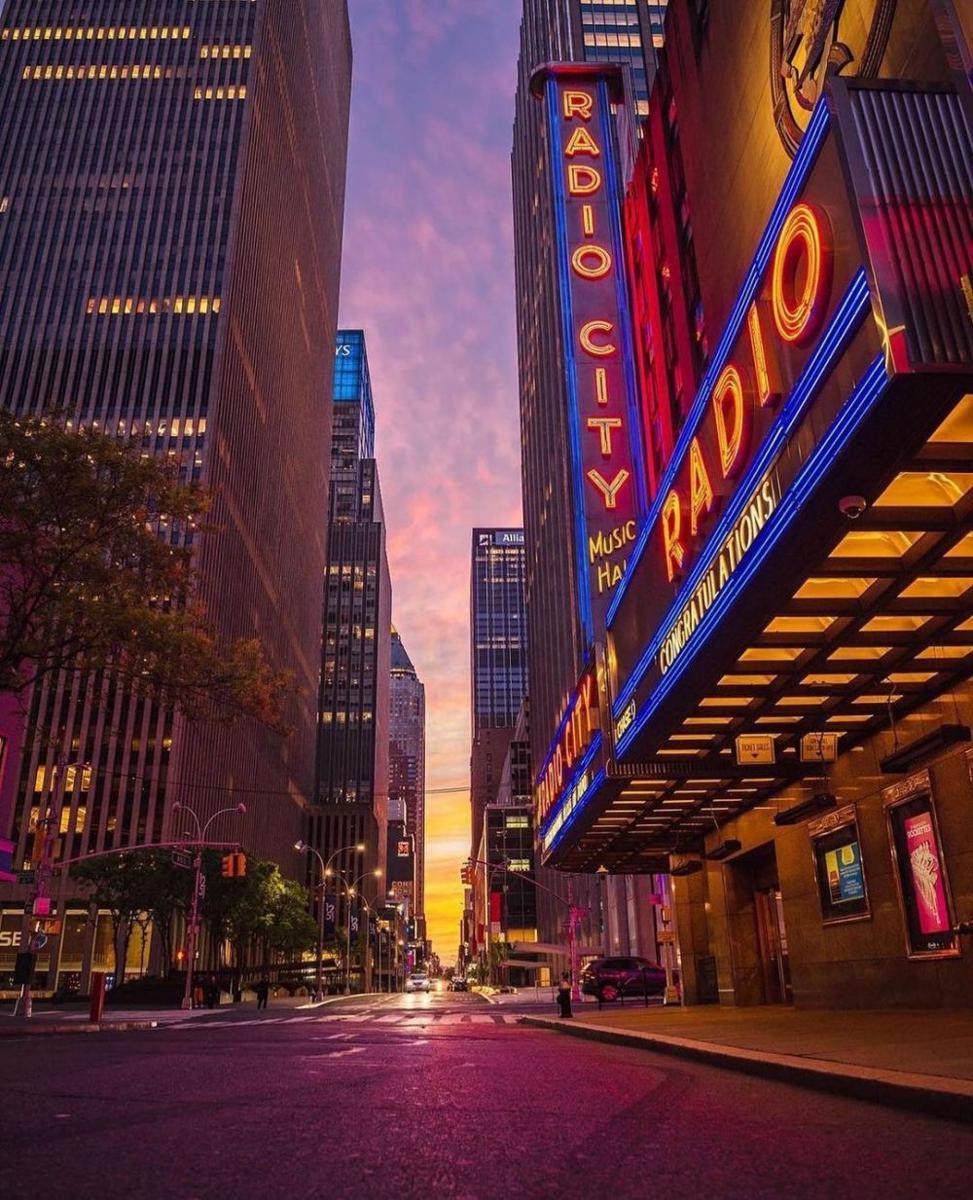 instagram.com/lovingdowntownusa