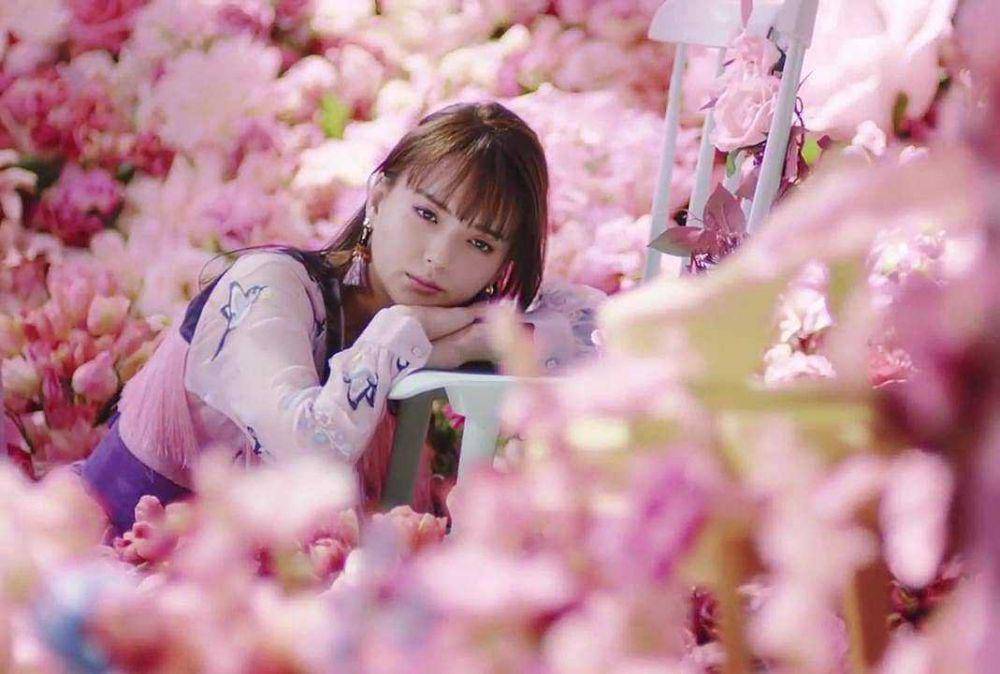 Mikako Tabe (instagram.com/mikakotabee)