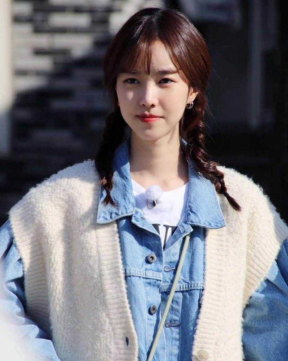 instagram.com/jinseyun.go