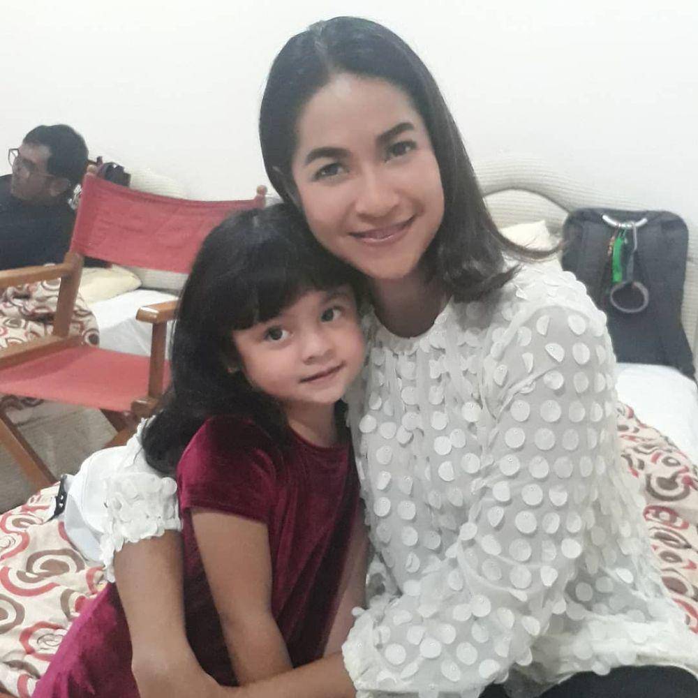 Instagram.com/farashakila2015