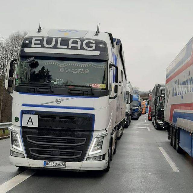Antrian truk di perbatasan Austria-Jerman. instagram.com/eulag_gmbh/