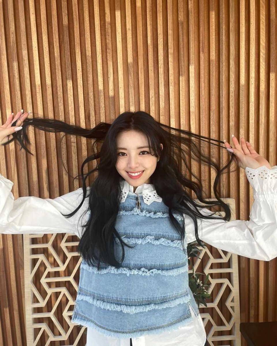 instagram.com/itzy.all.in.us