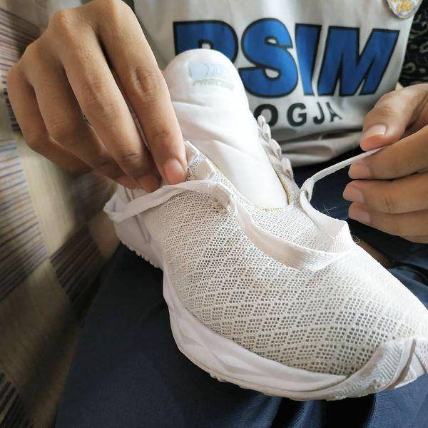 Instagram.com/shoestain.id