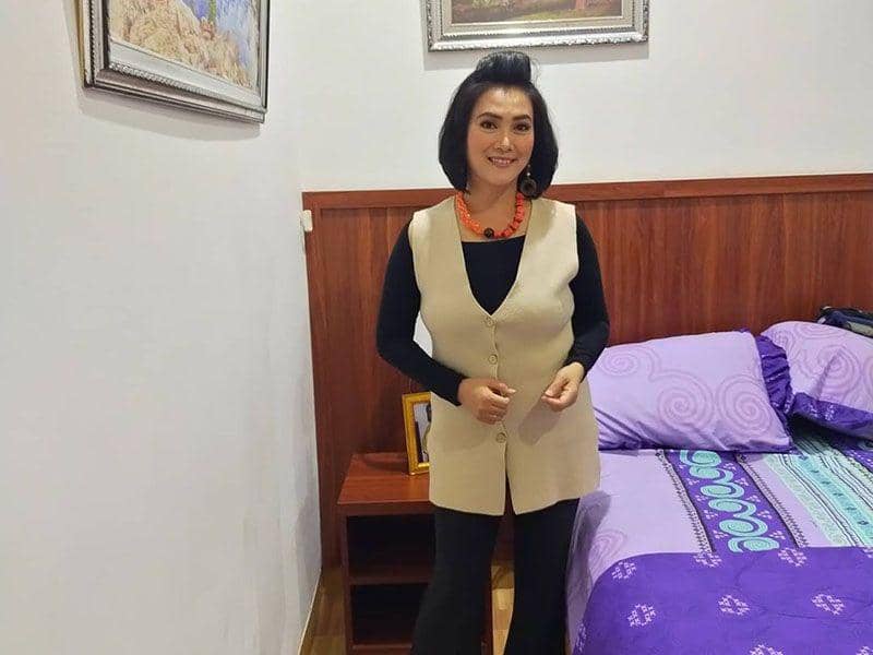 10 Foto Sylvia Menul, Identik Peran Ibu Bijak dalam Sinetron Masa Kini