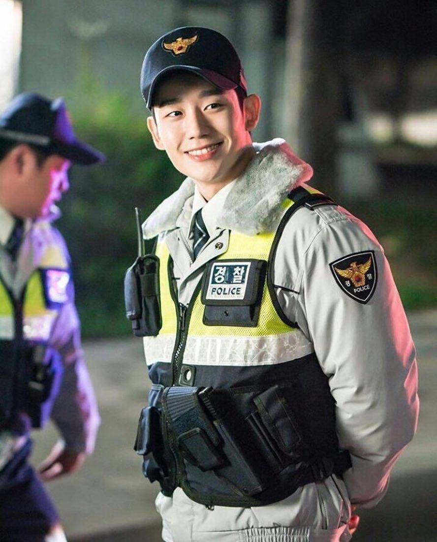 instagram.com/whileyouweresleeping.drama