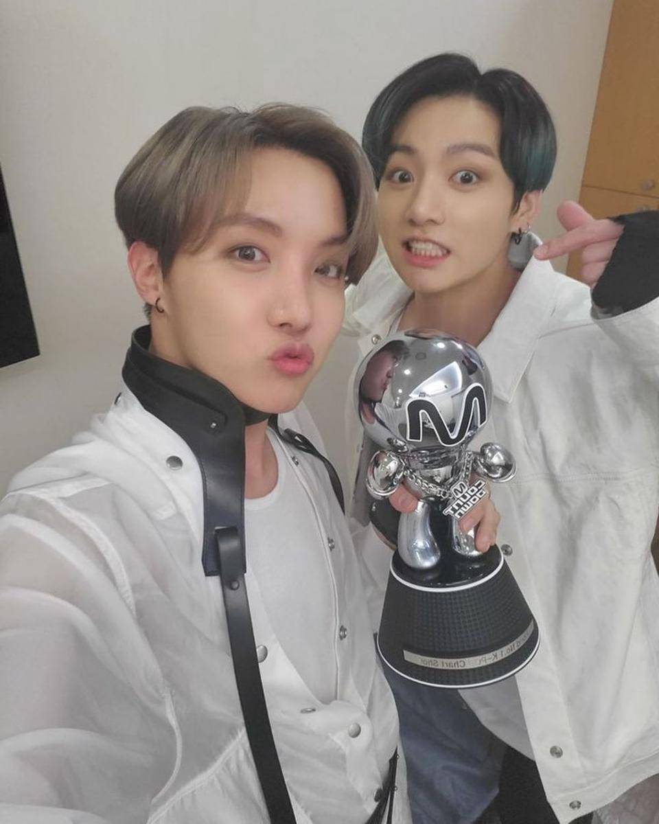 Instagram.com/bts_jhope