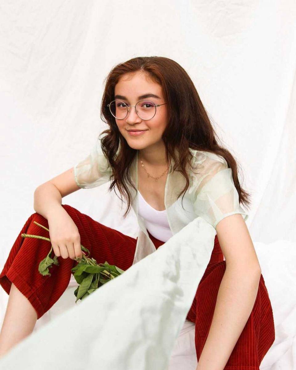 Instagram.com/annacathcart