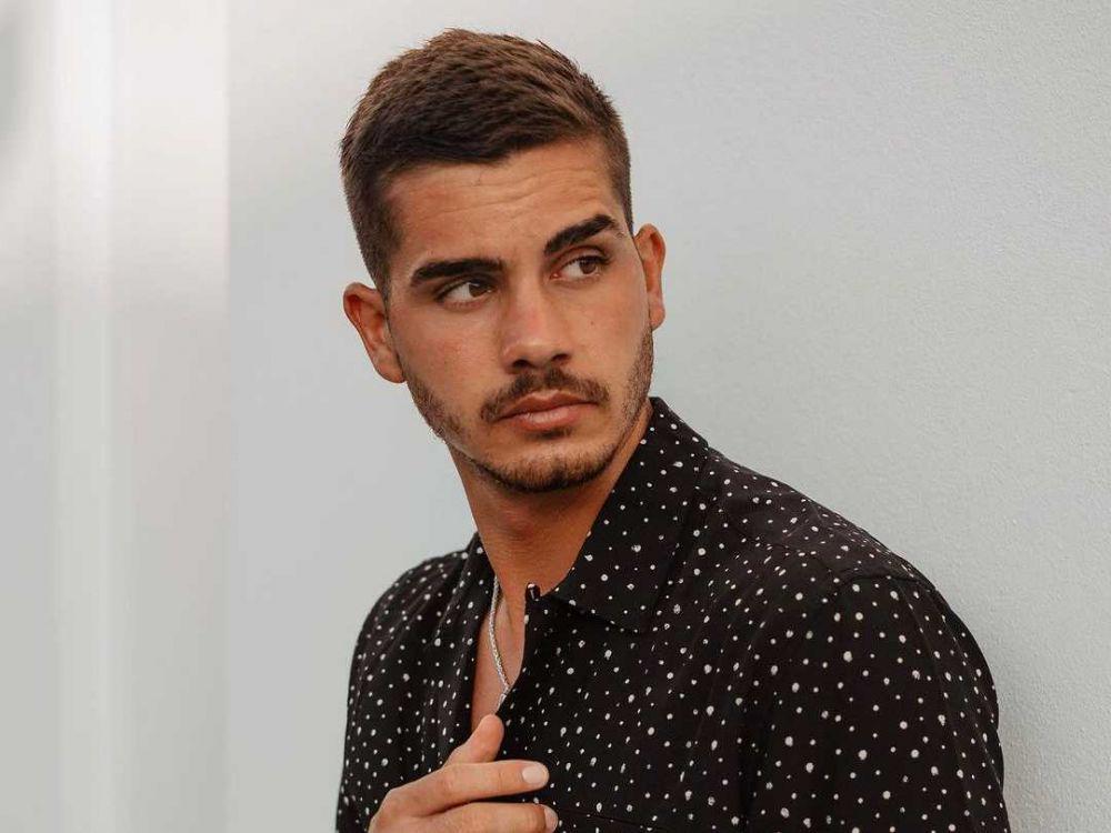 10 Potret Andre Silva, Striker Eintracht Frankfurt yang Memikat