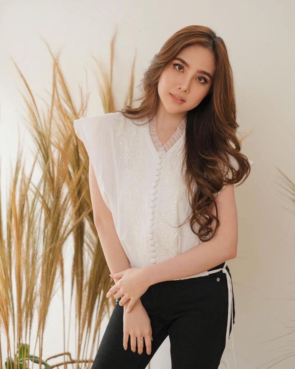 instagram.com/agatha_chelsea