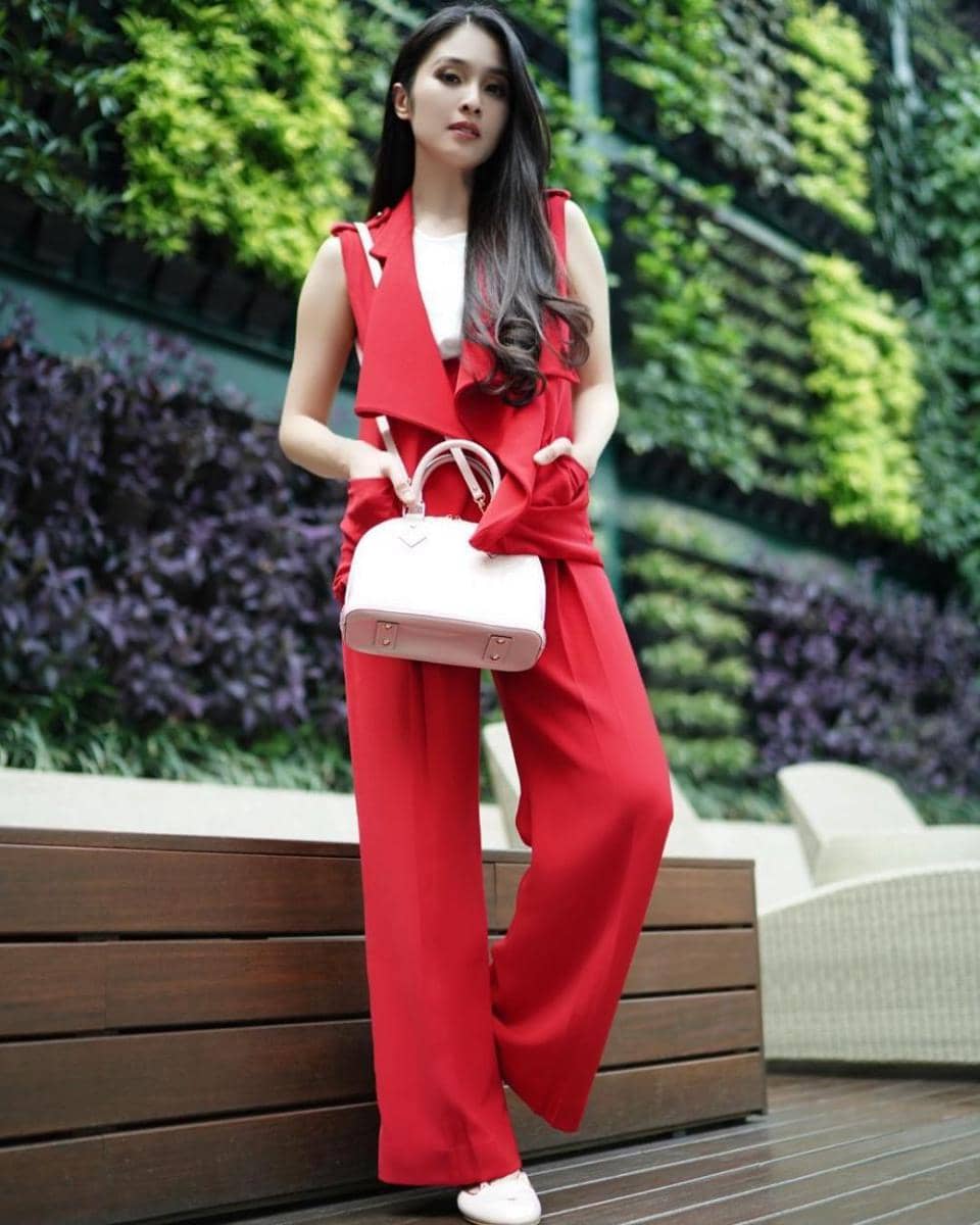 Instagram.com/sandradewi88