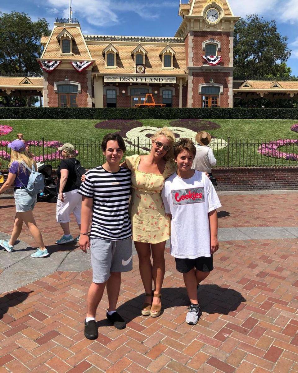 instagram.com/britneyspears
