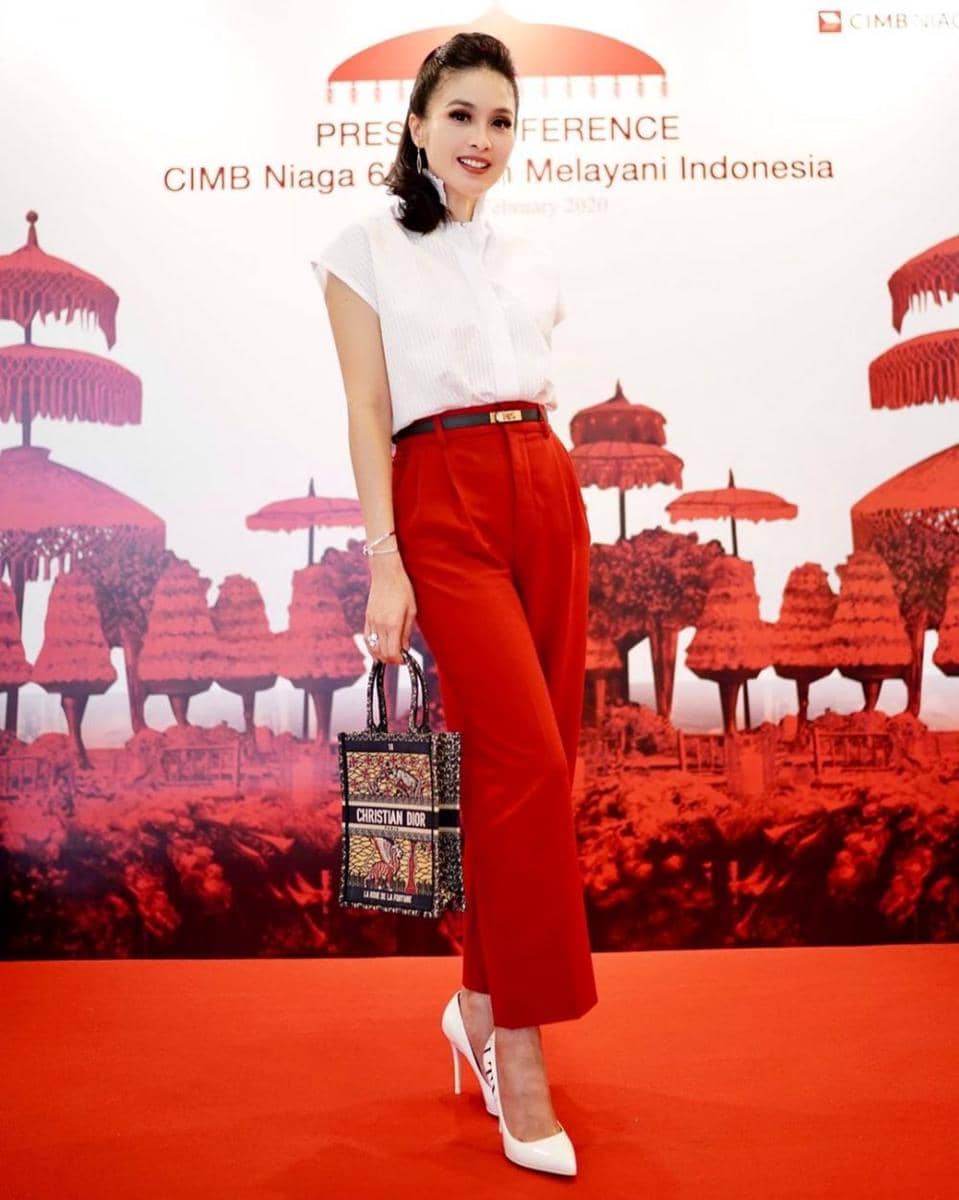 Instagram.com/sandradewi88