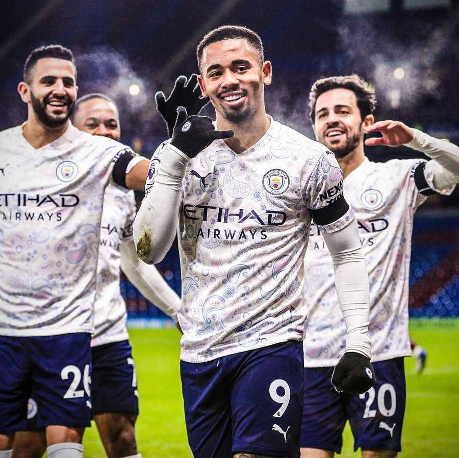 Twitter.com/brfootball