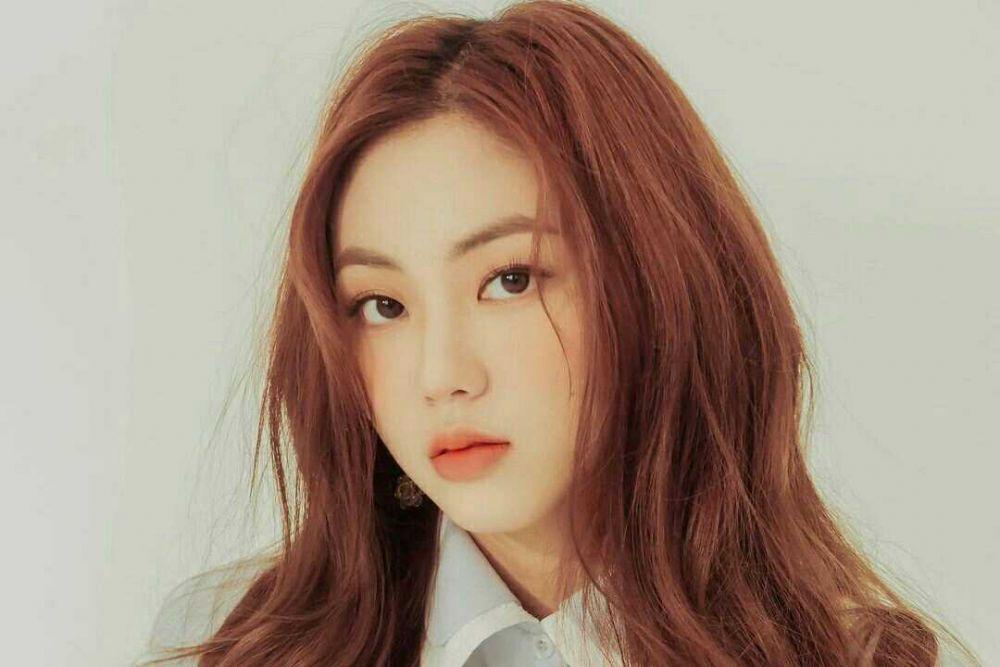 10 Potret Eunbin CLC, Siap Main di KDrama Blue Spring From A Distance