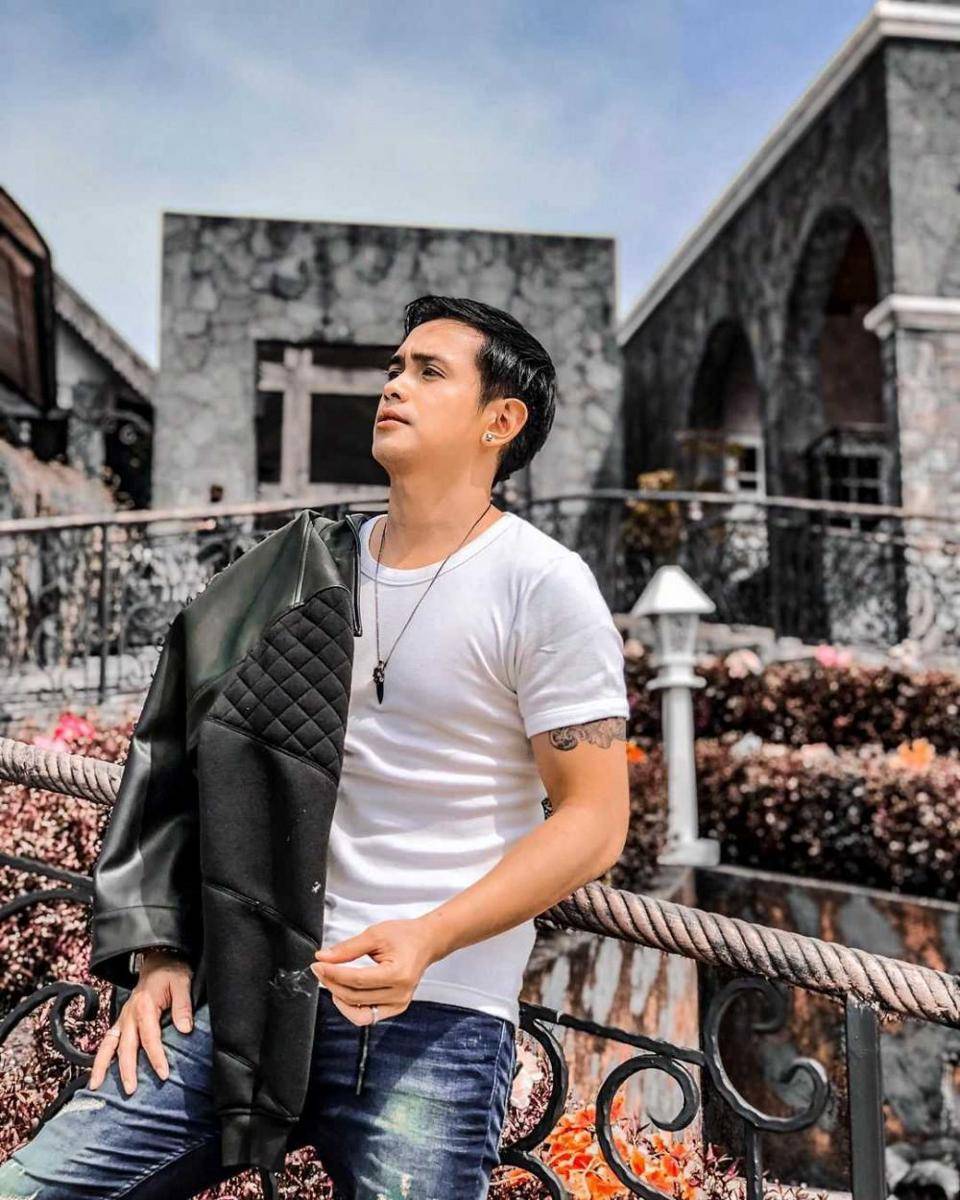 Instagram.com/ajunperwira