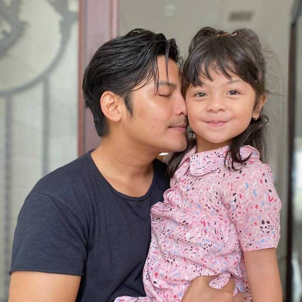 instagram.com/farashakila201