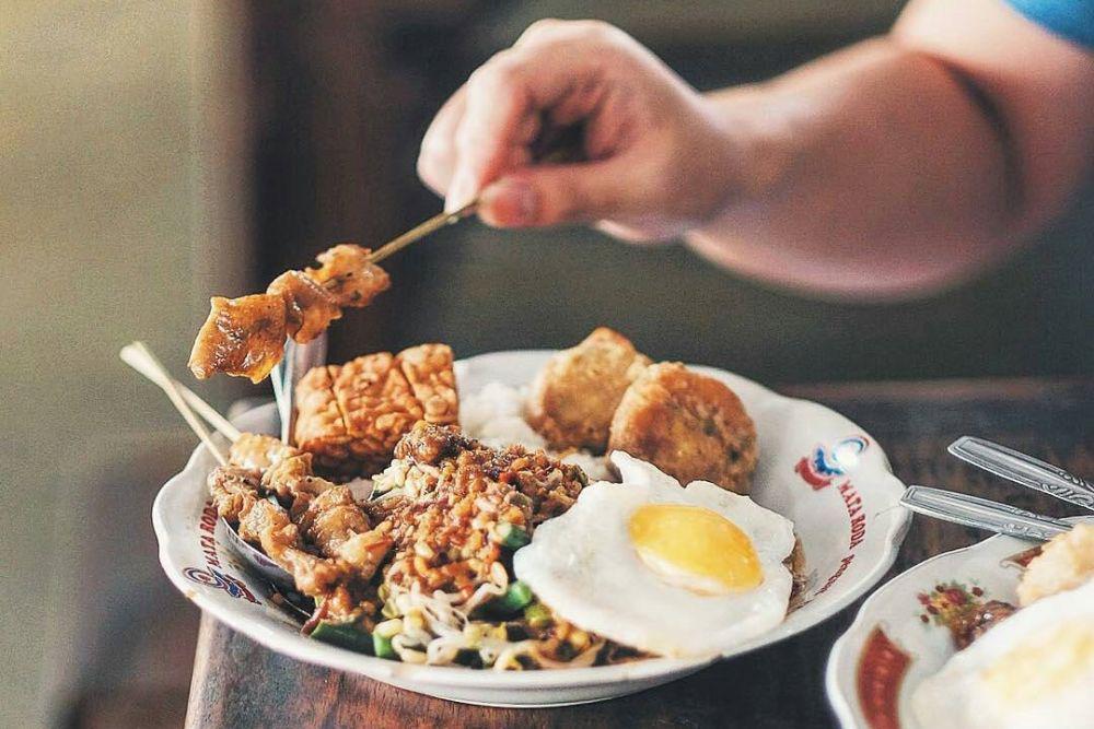 @jackmagnifico via instagram.com/kulinerjogja