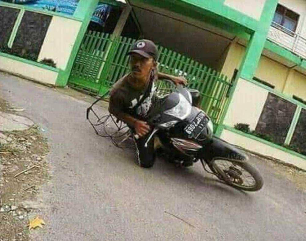Twitter.com/iswandisyah