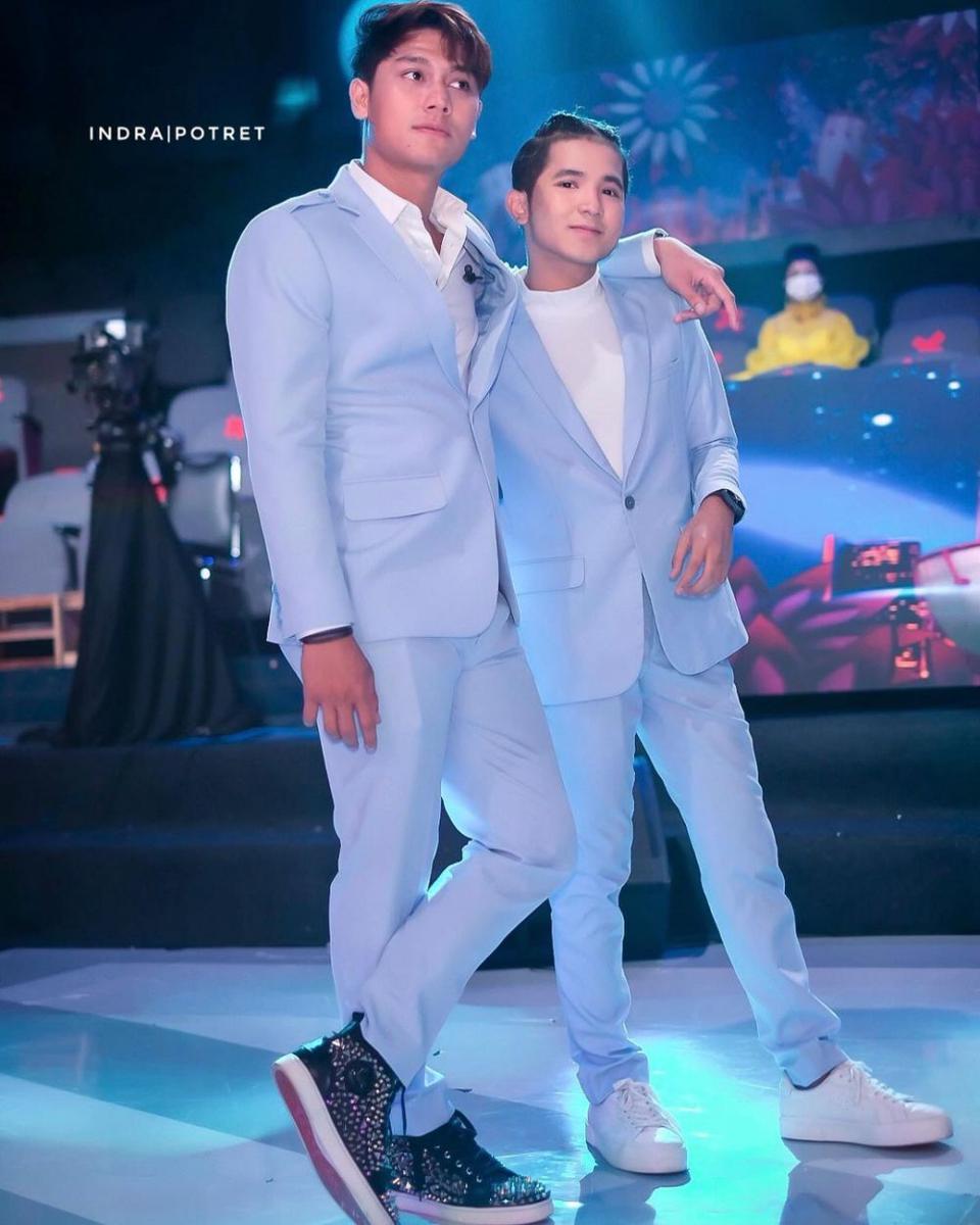 Indra Potret via Instagram.com/jirayutdaa4official