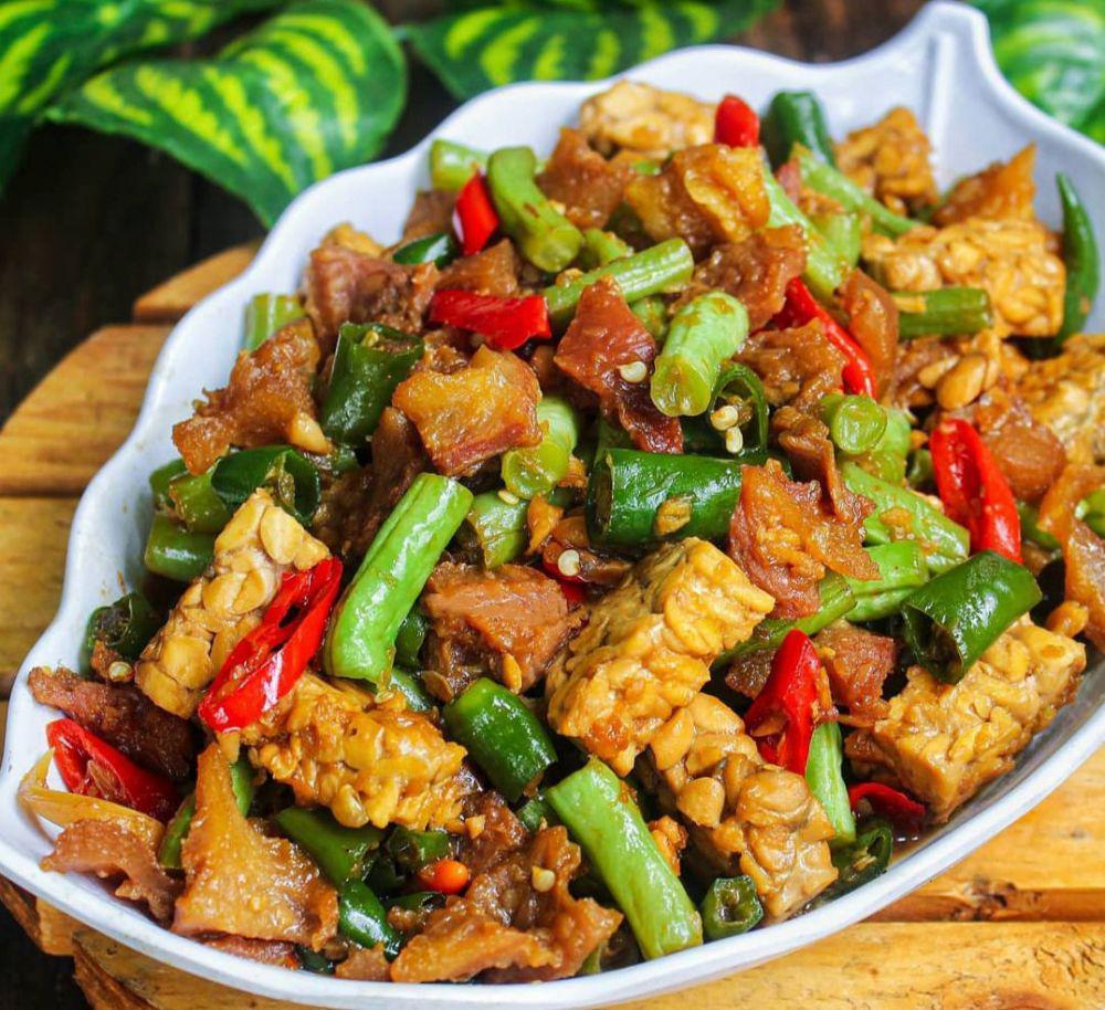 tumis buncis tempe (instagram.com/ocha_chupid)