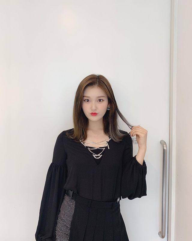 instagram.com/favorite_official