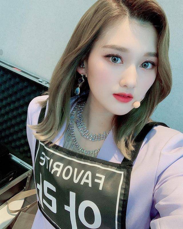 instagram.com/favorite_official