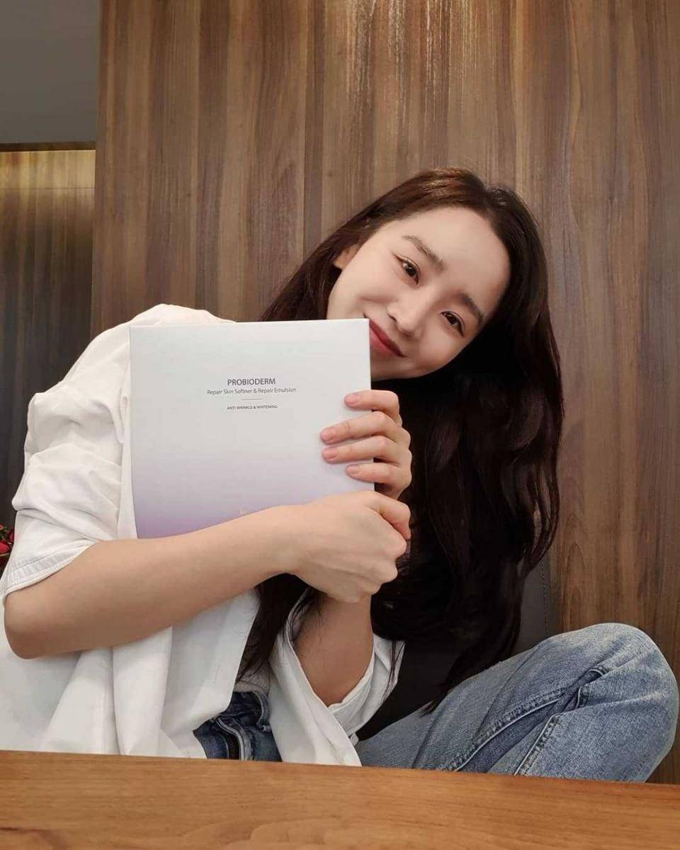 instagram.com/shinhs831