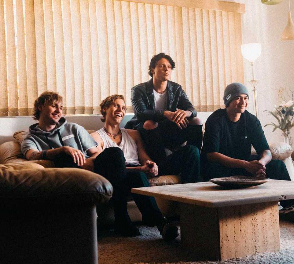 Instagram.com/5sos