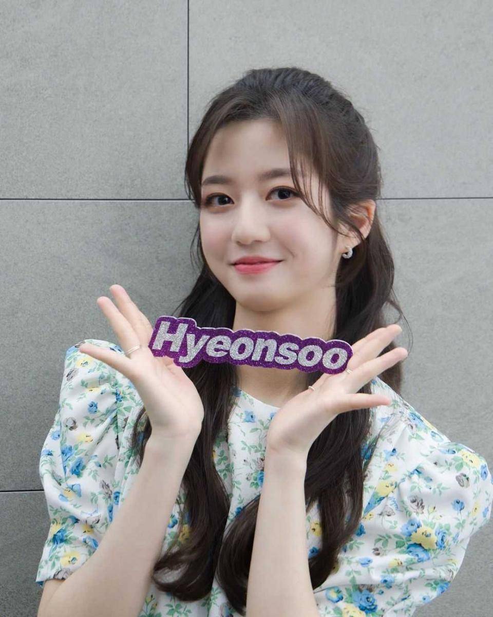 twitter.com/hyunsoq