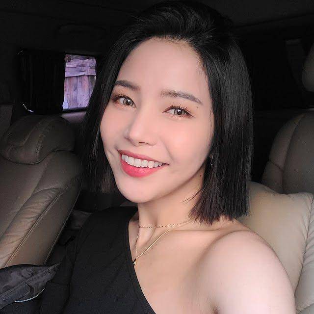 instagram.com/solar.mamamoo