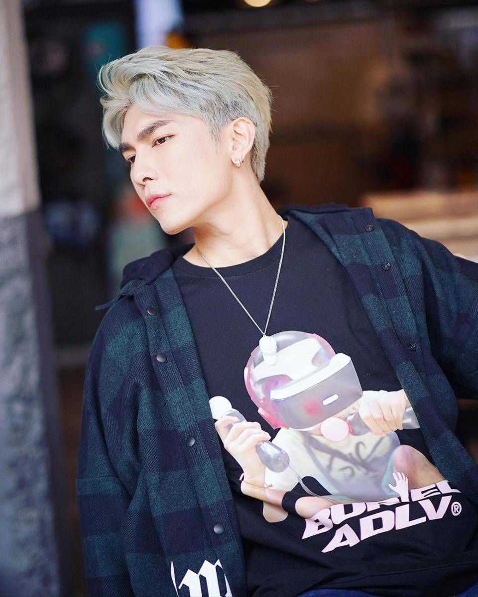 Instagram.com/mewsuppasit