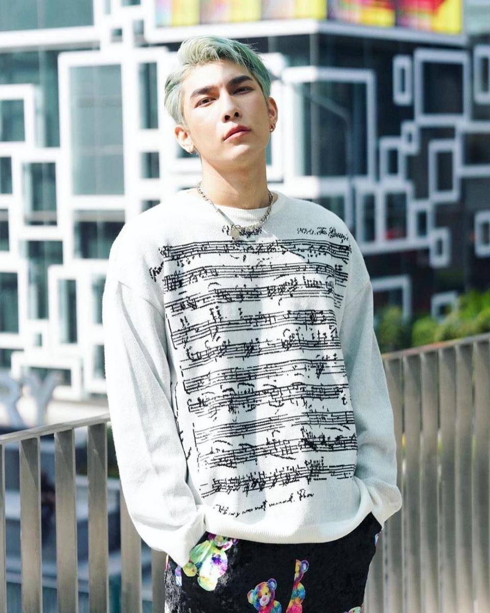 Instagram.com/mewsuppasit