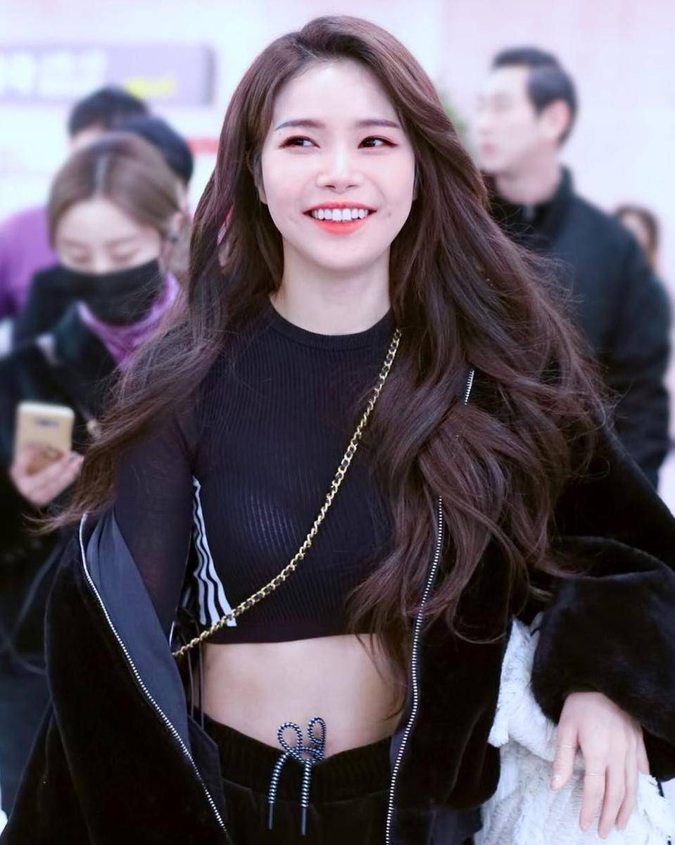 instagram.com/solar.mamamoo