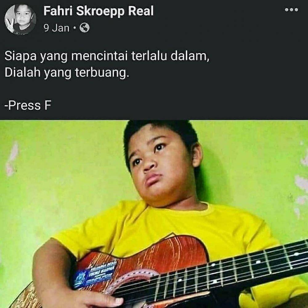 Facebook Fahri Skroepp