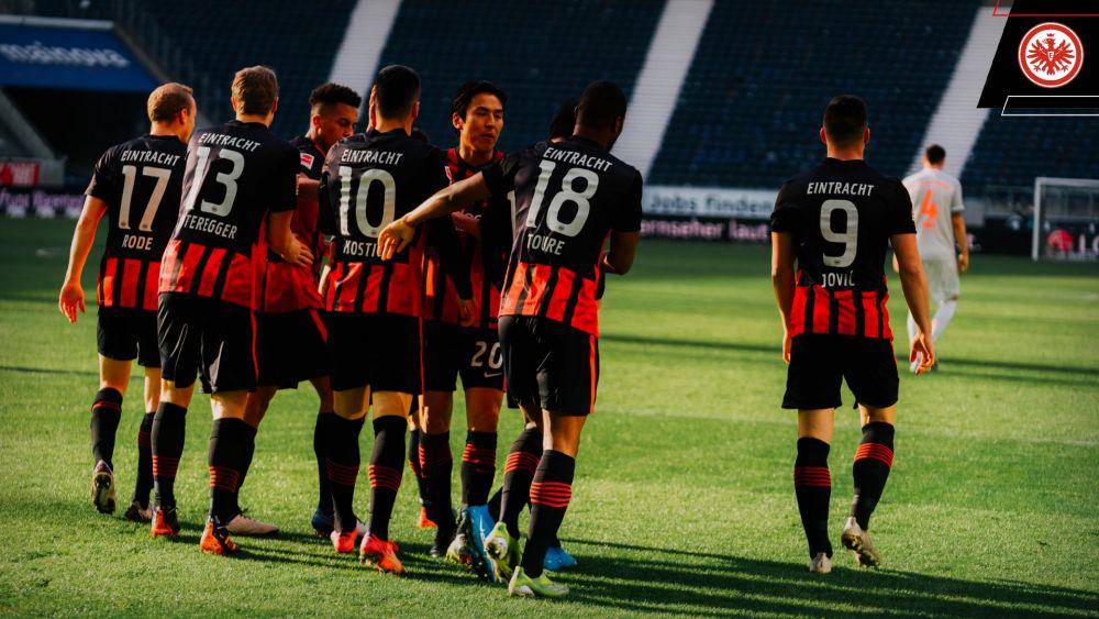 twitter.com/eintracht_eng